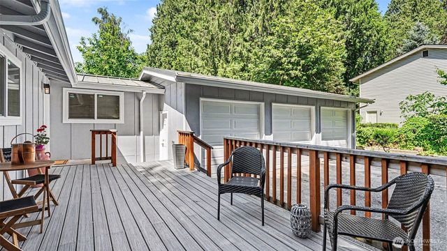 11040 40th Avenue NE, Seattle, WA 98125