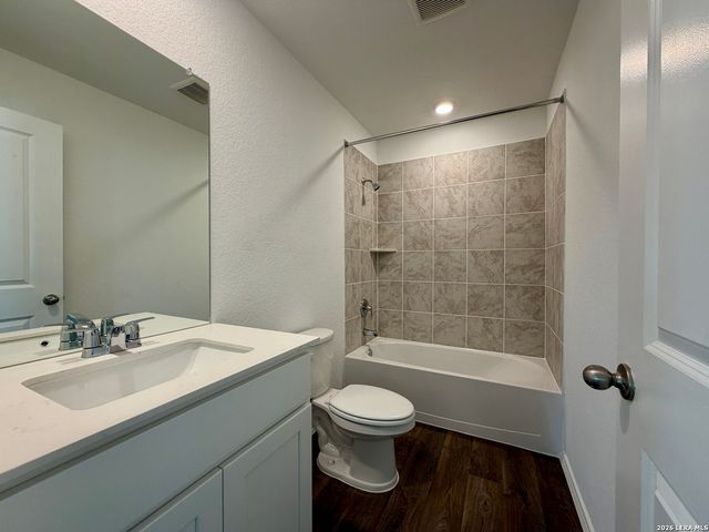1015 Catalonia Pass, San Antonio, TX 78221