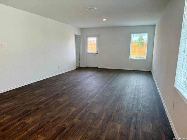 1015 Catalonia Pass, San Antonio, TX 78221