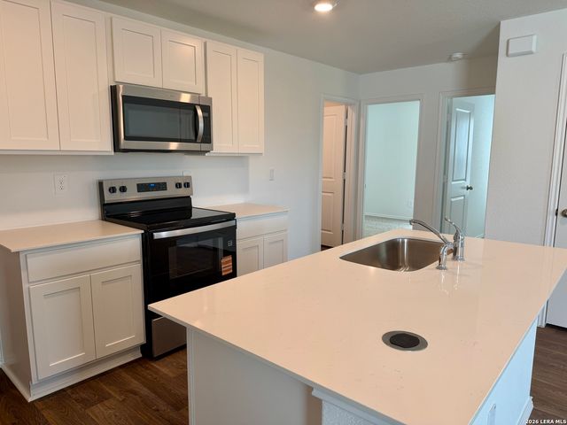 1015 Catalonia Pass, San Antonio, TX 78221