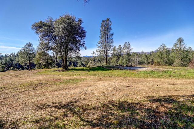 7555 Clear Canyon Road, Redding, CA 96001