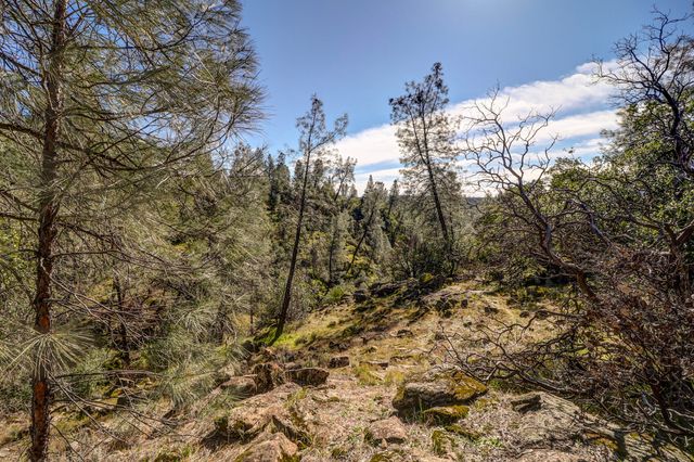 7555 Clear Canyon Road, Redding, CA 96001