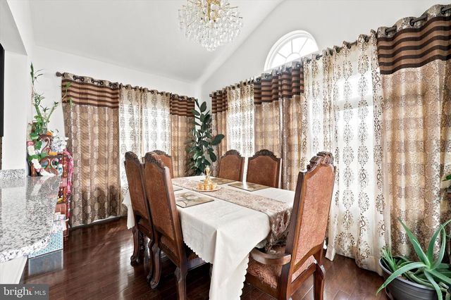 514 QUARRY POINT RD, Malvern, PA 19355