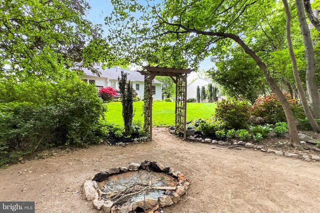 5308 NEW CHURCH CT, Fairfax, VA 22032