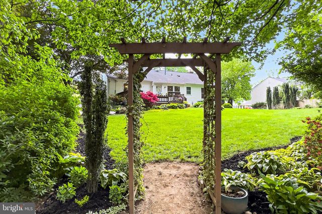 5308 NEW CHURCH CT, Fairfax, VA 22032