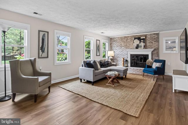5308 NEW CHURCH CT, Fairfax, VA 22032