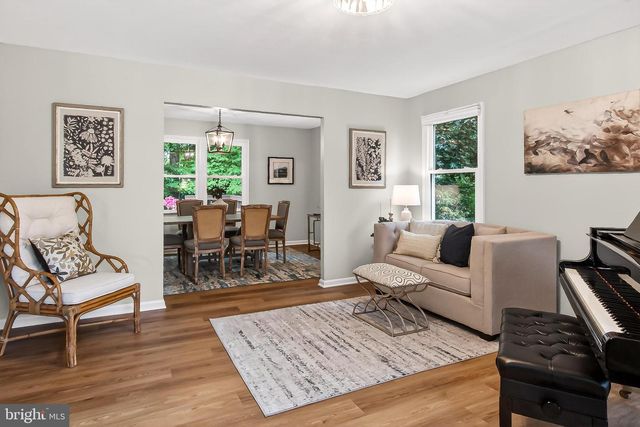5308 NEW CHURCH CT, Fairfax, VA 22032