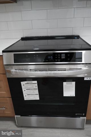 802 W BARRE ST, Baltimore, MD 21230