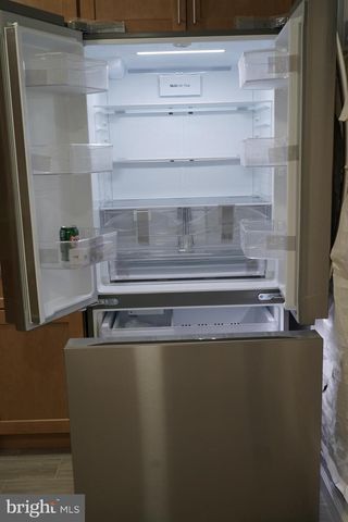 802 W BARRE ST, Baltimore, MD 21230