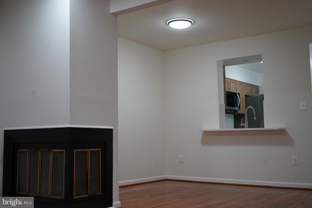 802 W BARRE ST, Baltimore, MD 21230