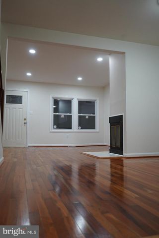 802 W BARRE ST, Baltimore, MD 21230