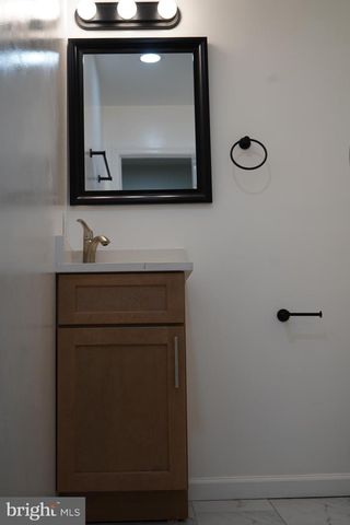 802 W BARRE ST, Baltimore, MD 21230