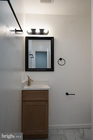 802 W BARRE ST, Baltimore, MD 21230