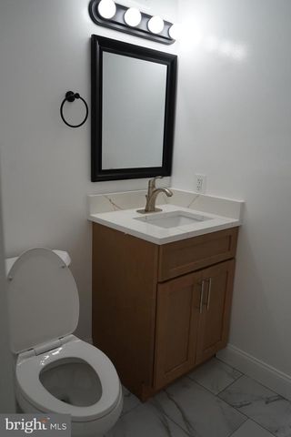 802 W BARRE ST, Baltimore, MD 21230