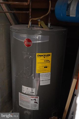 802 W BARRE ST, Baltimore, MD 21230