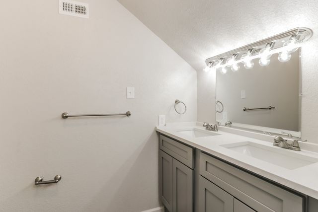 1421 Pine Hill Drive, Garland, TX 75043