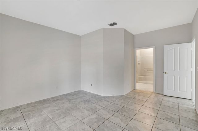 173 Stanhope CIR, Naples, FL 34104