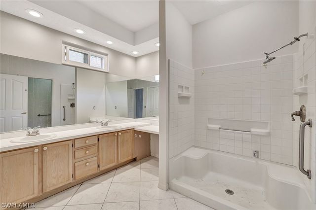 173 Stanhope CIR, Naples, FL 34104