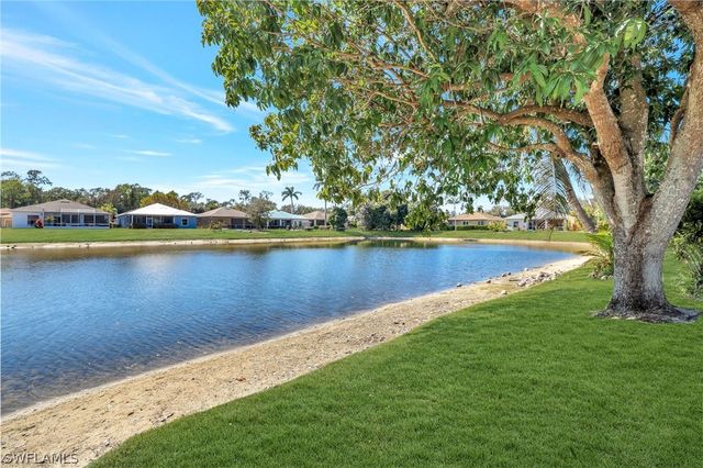 173 Stanhope CIR, Naples, FL 34104