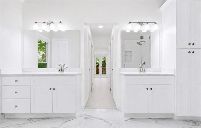 808 Muirfield Court, Woodstock, GA 30189