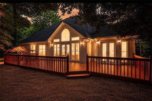 808 Muirfield Court, Woodstock, GA 30189
