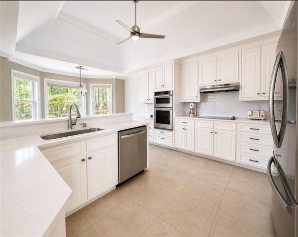 808 Muirfield Court, Woodstock, GA 30189
