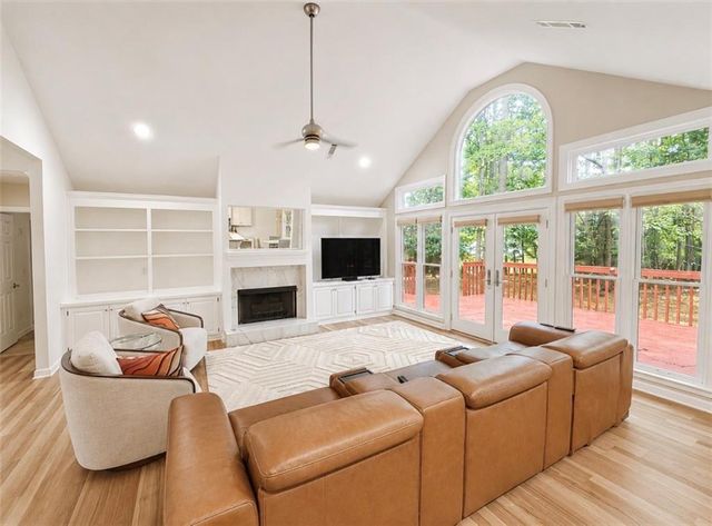 808 Muirfield Court, Woodstock, GA 30189