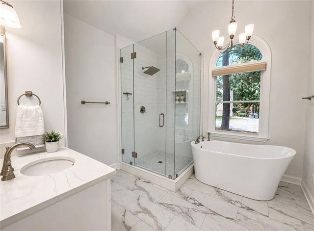 808 Muirfield Court, Woodstock, GA 30189