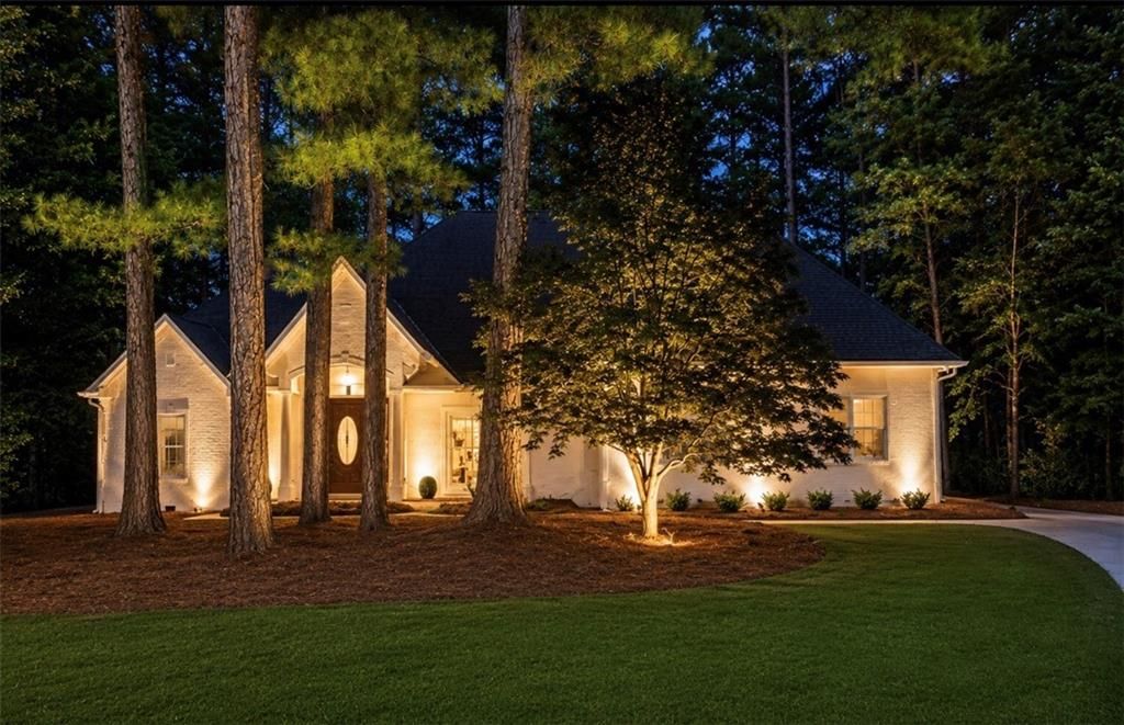 808 Muirfield Court, Woodstock, GA 30189