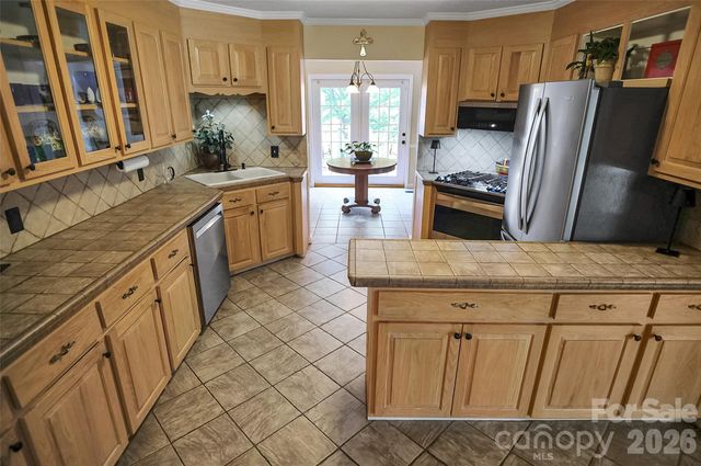 104 Doral Court, Kings Mountain, NC 28086