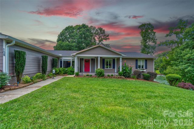 104 Doral Court, Kings Mountain, NC 28086