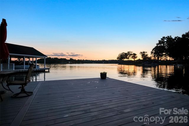 104 Doral Court, Kings Mountain, NC 28086