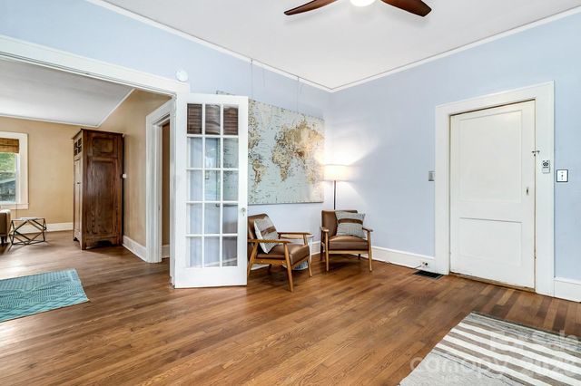 5 Main Street, Asheville, NC 28803
