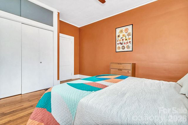 5 Main Street, Asheville, NC 28803