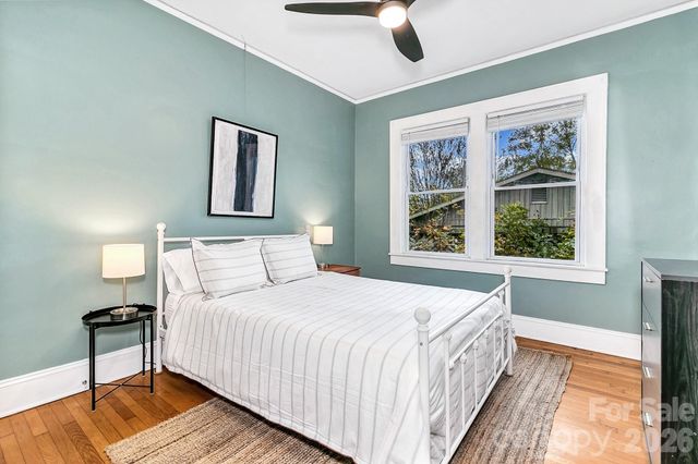 5 Main Street, Asheville, NC 28803
