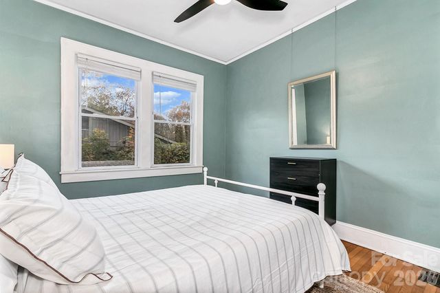 5 Main Street, Asheville, NC 28803