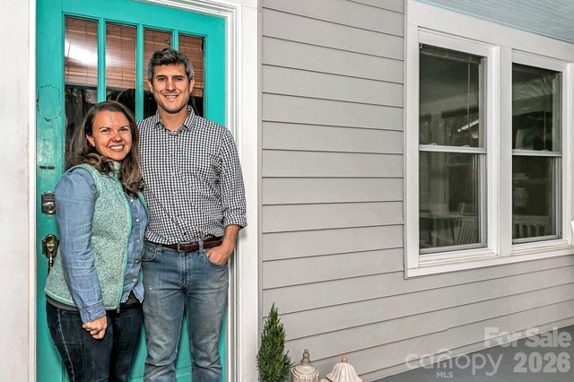 5 Main Street, Asheville, NC 28803