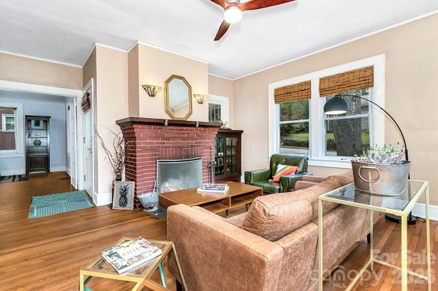 5 Main Street, Asheville, NC 28803