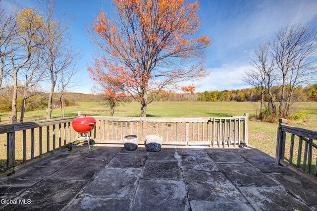 141 W Lykers Road, Root, NY 13317