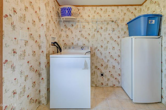 141 W Lykers Road, Root, NY 13317