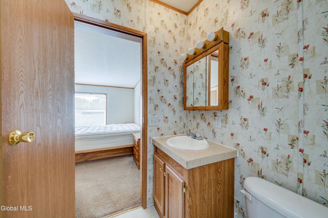 141 W Lykers Road, Root, NY 13317