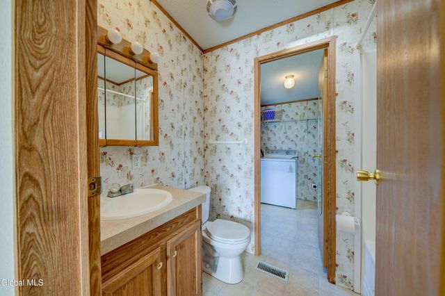 141 W Lykers Road, Root, NY 13317