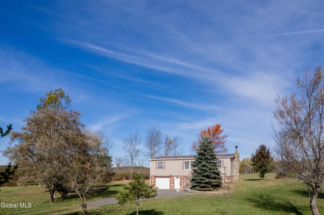 141 W Lykers Road, Root, NY 13317