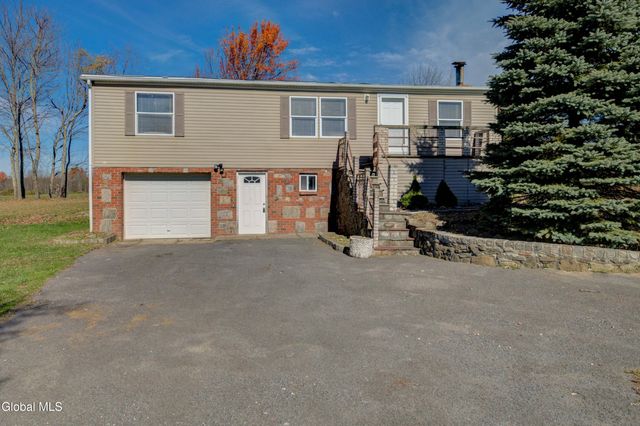 141 W Lykers Road, Root, NY 13317