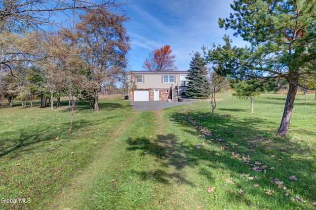 141 W Lykers Road, Root, NY 13317