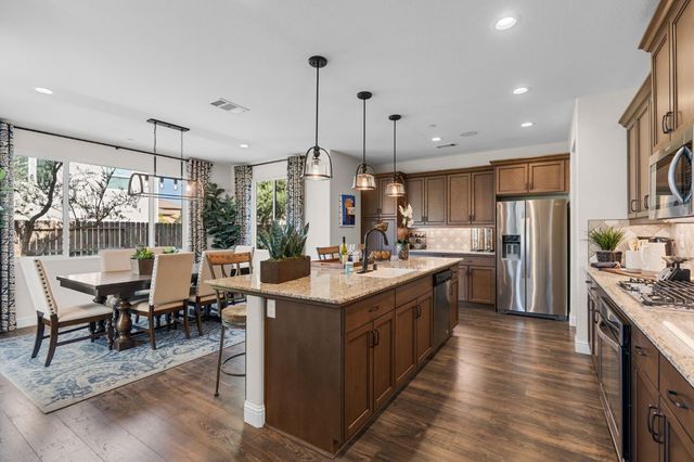 4367 N Brent Avenue, Fresno, CA 93723