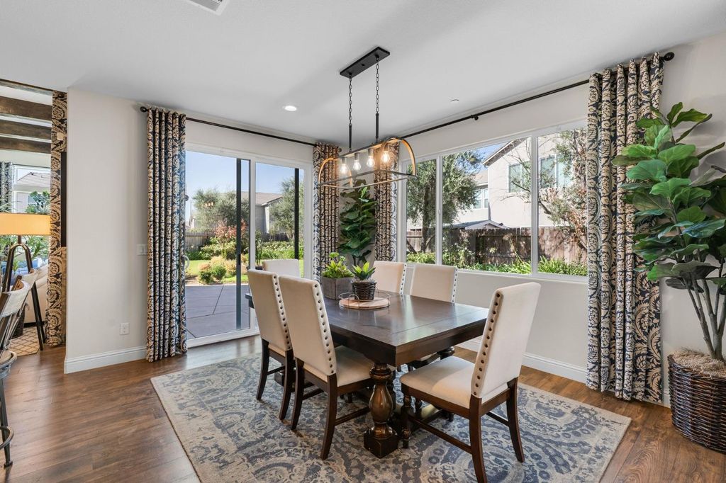 Image 17 of property listing at 4367 N Brent Avenue, Fresno, CA 93723