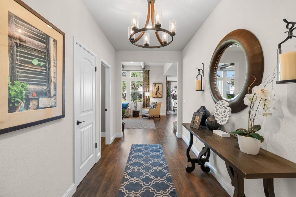 Image 3 of property listing at 4367 N Brent Avenue, Fresno, CA 93723