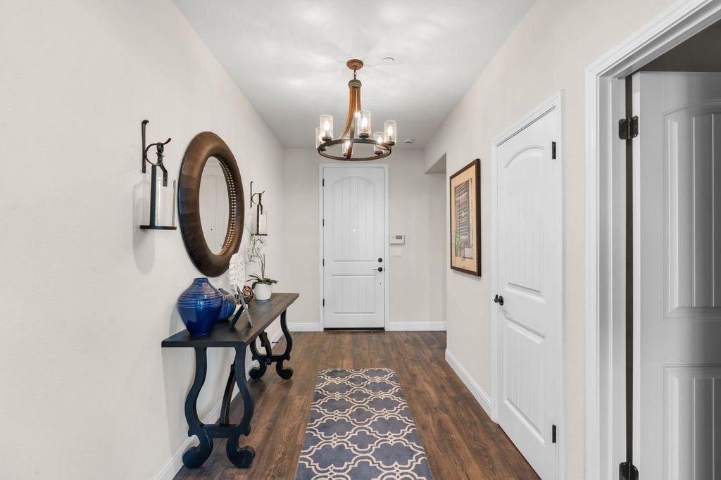 Image 4 of property listing at 4367 N Brent Avenue, Fresno, CA 93723