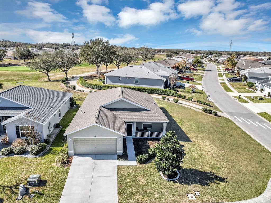 Image 2 of property listing at 4504 SHENANDOAH RIVER TRAIL, Leesburg, FL 34748